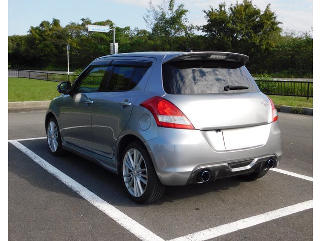 スイフトスポーツ ベースグレード　ディスチャージヘッドランプ装着車　６ＭＴ／クルーズコントロール／社外マフラー／純正アルミ／オートライト／プッシュスタート／バックカメラ／ＥＴＣ／Ｂｌｕｅｔｏｏｔｈ／ＴＶ／ナビ／ＤＶＤ／横滑り抑制／保証付／車検２年（9枚目）