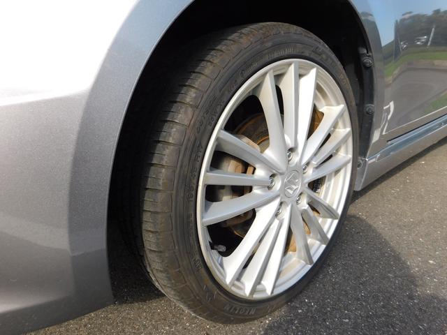 スイフトスポーツ ベースグレード　ディスチャージヘッドランプ装着車　６ＭＴ／クルーズコントロール／社外マフラー／純正アルミ／オートライト／プッシュスタート／バックカメラ／ＥＴＣ／Ｂｌｕｅｔｏｏｔｈ／ＴＶ／ナビ／ＤＶＤ／横滑り抑制／保証付／車検２年（11枚目）