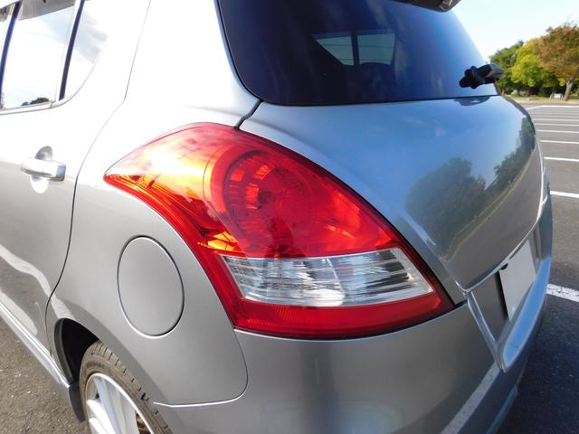 スイフトスポーツ ベースグレード　ディスチャージヘッドランプ装着車　６ＭＴ／クルーズコントロール／社外マフラー／純正アルミ／オートライト／プッシュスタート／バックカメラ／ＥＴＣ／Ｂｌｕｅｔｏｏｔｈ／ＴＶ／ナビ／ＤＶＤ／横滑り抑制／保証付／車検２年（19枚目）