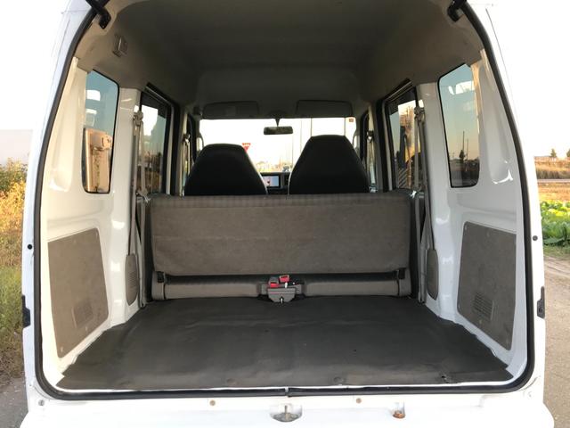 スクラム PA ハイルーフ 5速ミッション コンビハンドル ローダウン 社外15インチAW レザー調シートカバー 社外メモリーナビ 地デジTV DVD 最大積載量350kg タイミングチェーン(9枚目)