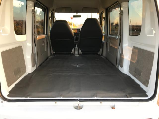 スクラム PA ハイルーフ 5速ミッション コンビハンドル ローダウン 社外15インチAW レザー調シートカバー 社外メモリーナビ 地デジTV DVD 最大積載量350kg タイミングチェーン(10枚目)