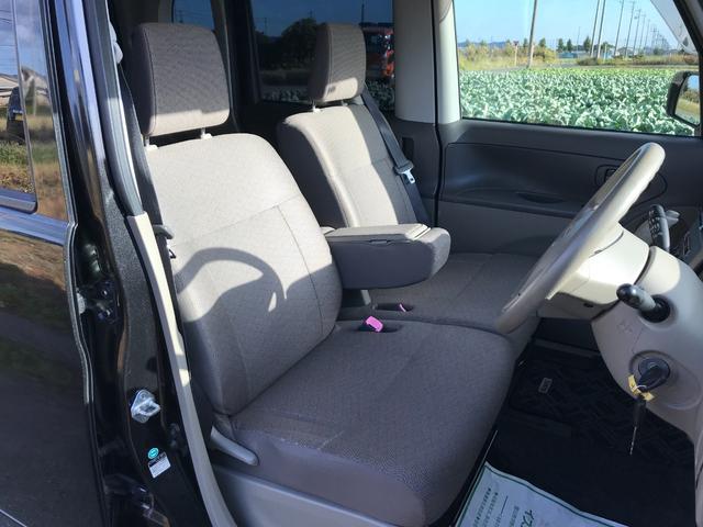 タント Ｌ　アイドリングストップ　キーレス　ピラーレス　社外メモリーナビ　地デジＴＶ　社外１４インチＡＷ　Ｗエアバック　タイミングチェーン（6枚目）