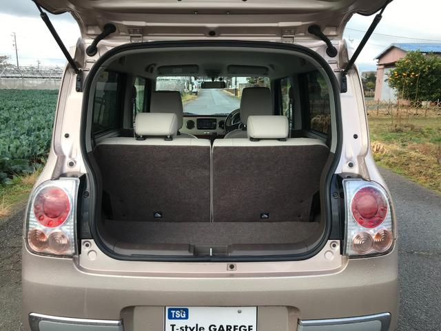 アルトラパンショコラ Ｘ　スマートキー　プッシュスタート　アイドリングストップ　純正１４インチＡＷ　ＨＩＤ　専用レザーシート　スマホ連携ナビ　地デジＴＶ　Ｂｌｕｅｔｏｏｔｈ　ＥＴＣ　バックカメラ　タイミングチェーン（8枚目）