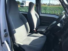 当社は軽自動車を中心にラインナップしており、ダイハツ・スズキ・三菱などの人気車種や使い勝手の良い１台をご提供します！先にご連絡いただければ、駅までお迎えに上がります！お気軽にご連絡ください！ 5