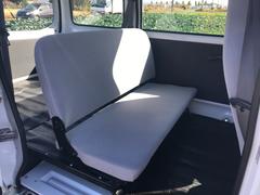 当社は軽自動車を中心にラインナップしており、ダイハツ・スズキ・三菱などの人気車種や使い勝手の良い１台をご提供します！先にご連絡いただければ、駅までお迎えに上がります！お気軽にご連絡ください！ 6