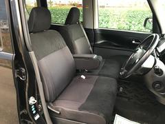 ���ҤϷڼ�ư�֤��濴�˥饤��ʥåפ��Ƥ��ꡢ�����ϥġ�����������ɩ�ʤɤο͵��ּ��Ȥ�������ɤ�������󶡤��ޤ�����ˤ�Ϣ������������С��ؤޤǤ��ޤ��˾夬��ޤ��������ڤˤ�Ϣ������������ 5