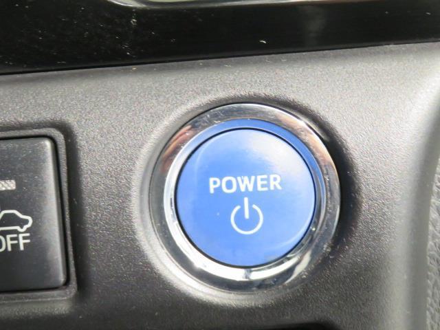 ヴォクシー ハイブリッドＺＳ　煌　衝突被害軽減システム　ＥＴＣ　オートクルーズコントロール　ＬＥＤヘッドランプ　両側電動スライド　乗車定員７人　３列シート　スマートキー　キーレス　ハイブリッド　ワンオーナー（16枚目）