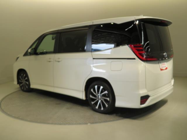 ノア ハイブリッドS-Z 衝突被害軽減システム バックカメラ ETC ドラレコ ミュージックプレイヤー接続可 オートクルーズコントロール LEDヘッドランプ 両側電動スライド 乗車定員7人 3列シート キーレス ハイブリッド(8枚目)