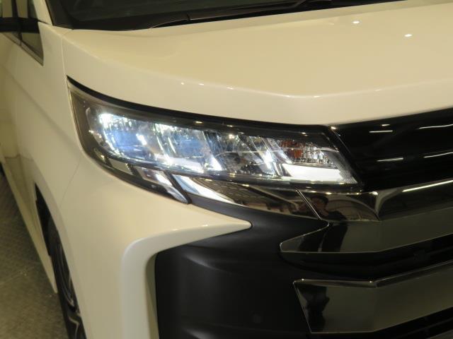 ノア ハイブリッドS-Z 衝突被害軽減システム バックカメラ ETC ドラレコ ミュージックプレイヤー接続可 オートクルーズコントロール LEDヘッドランプ 両側電動スライド 乗車定員7人 3列シート キーレス ハイブリッド(12枚目)