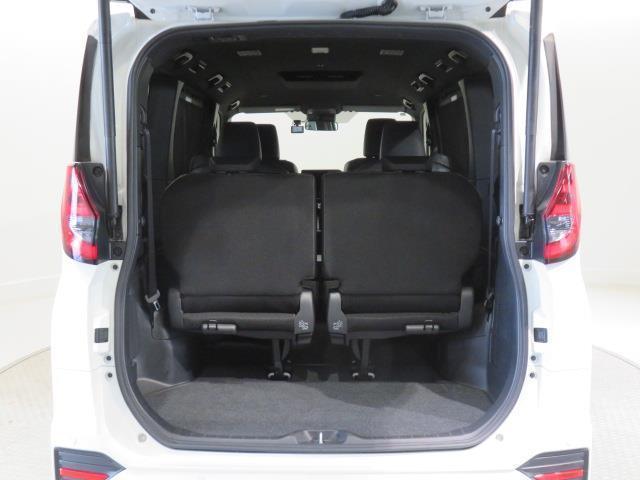 ノア ハイブリッドS-Z 衝突被害軽減システム バックカメラ ETC ドラレコ ミュージックプレイヤー接続可 オートクルーズコントロール LEDヘッドランプ 両側電動スライド 乗車定員7人 3列シート キーレス ハイブリッド(15枚目)