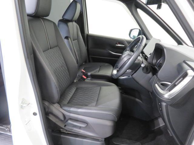 ノア ハイブリッドS-Z 衝突被害軽減システム バックカメラ ETC ドラレコ ミュージックプレイヤー接続可 オートクルーズコントロール LEDヘッドランプ 両側電動スライド 乗車定員7人 3列シート キーレス ハイブリッド(16枚目)