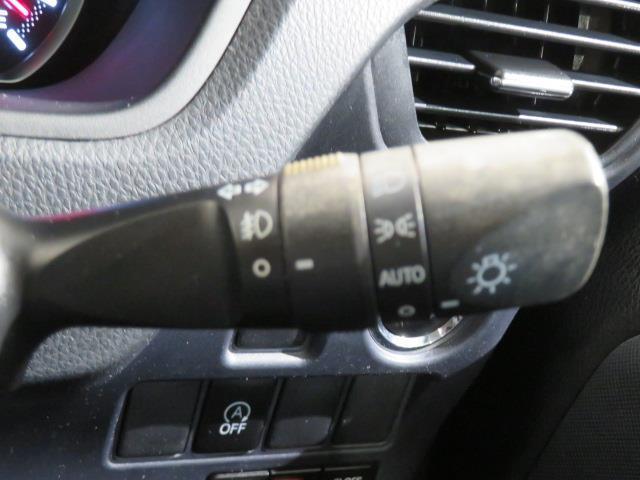 ヴォクシー ZS 煌 メモリーナビ フルセグ バックカメラ ETC ドラレコ CD ミュージックプレイヤー接続可 DVD再生 後席モニター LEDヘッドランプ 両側電動スライド 乗車定員7人 3列シート スマートキー(24枚目)