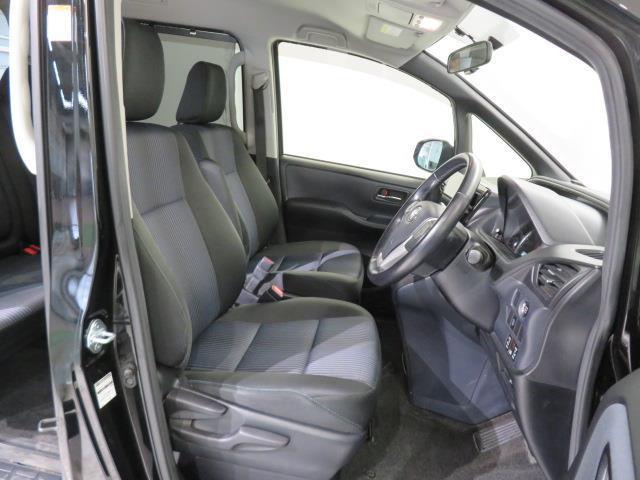 ヴォクシー ZS 煌 バックカメラ ETC ドラレコ ミュージックプレイヤー接続可 後席モニター LEDヘッドランプ 両側電動スライド 乗車定員8人 3列シート スマートキー キーレス アイドリングストップ ワンオーナー(11枚目)