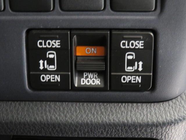 ヴォクシー ハイブリッドV バックカメラ ETC ミュージックプレイヤー接続可 オートクルーズコントロール LEDヘッドランプ 両側電動スライド 乗車定員7人 3列シート スマートキー キーレス ハイブリッド(18枚目)