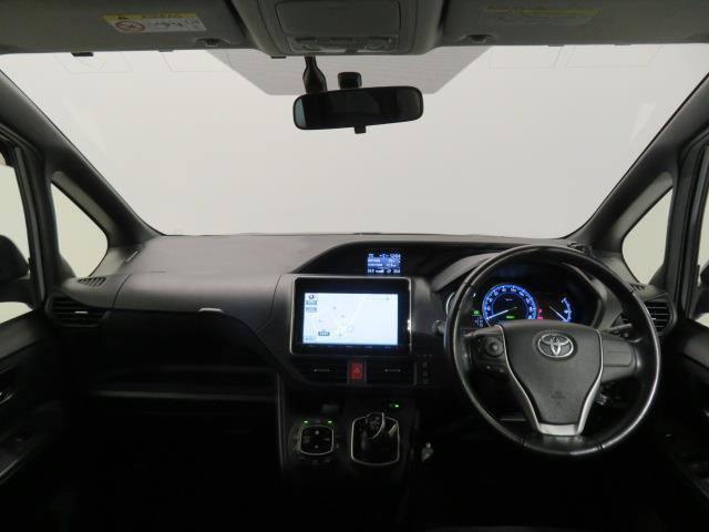 ヴォクシー ハイブリッドV バックカメラ ETC ミュージックプレイヤー接続可 オートクルーズコントロール LEDヘッドランプ 両側電動スライド 乗車定員7人 3列シート スマートキー キーレス ハイブリッド(20枚目)