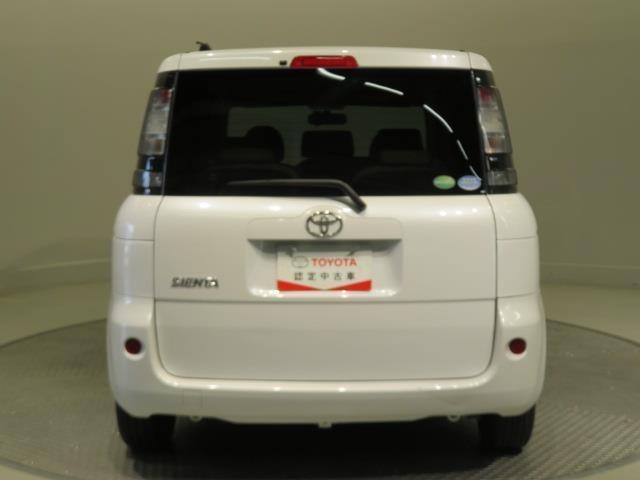 シエンタ Ｇ　ドラレコ　ＨＩＤヘッドライト　両側電動スライド　乗車定員７人　３列シート　キーレス　ワンオーナー（5枚目）