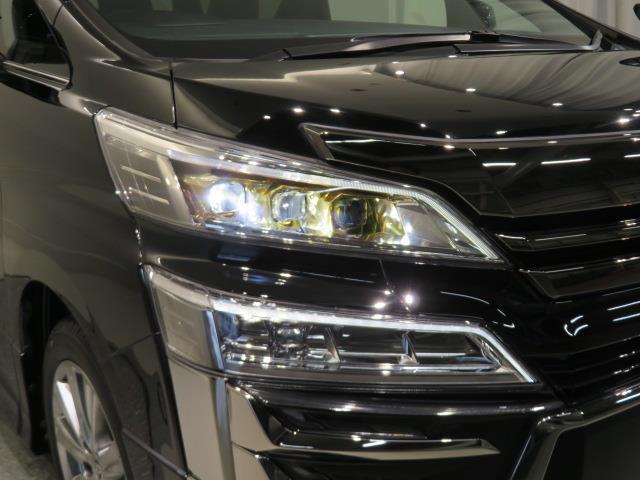 ヴェルファイア 2.5 ゴールデンアイズII 衝突被害軽減システム バックカメラ ETC ドラレコ ミュージックプレイヤー接続可 サンルーフ オートクルーズコントロール LEDヘッドランプ 両側電動スライド 乗車定員7人 3列シート スマートキー(8枚目)