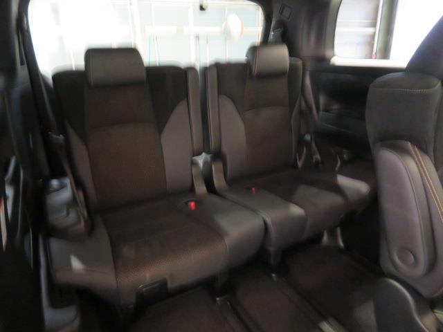 ヴェルファイア 2.5 ゴールデンアイズII 衝突被害軽減システム バックカメラ ETC ドラレコ ミュージックプレイヤー接続可 サンルーフ オートクルーズコントロール LEDヘッドランプ 両側電動スライド 乗車定員7人 3列シート スマートキー(14枚目)