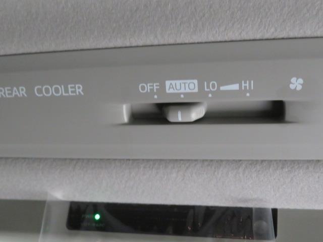 ヴォクシー ＺＳ　煌　ＥＴＣ　ＬＥＤヘッドランプ　両側電動スライド　乗車定員７人　３列シート　スマートキー　キーレス　ワンオーナー（32枚目）