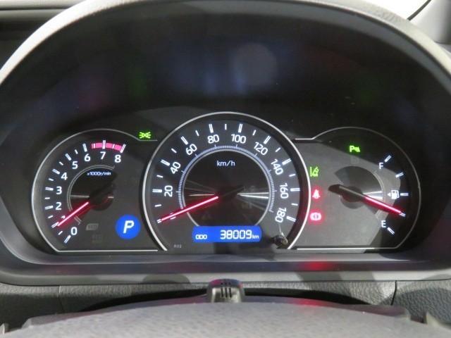 ヴォクシー ＺＳ　煌ＩＩＩ　衝突被害軽減システム　ＥＴＣ　ドラレコ　オートクルーズコントロール　ＬＥＤヘッドランプ　乗車定員７人　３列シート　スマートキー　キーレス　アイドリングストップ　ワンオーナー（21枚目）