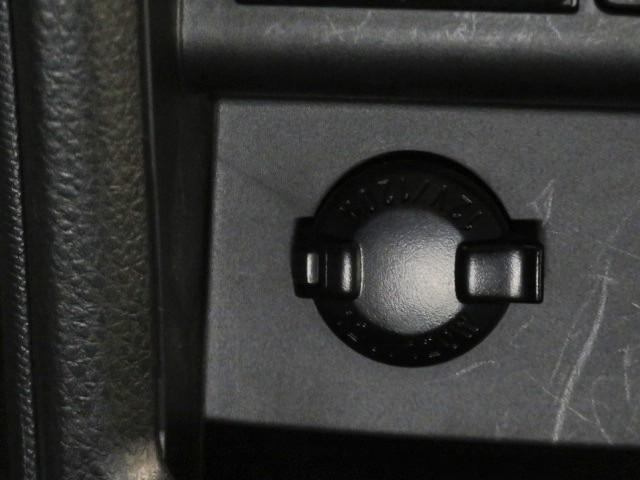 ヴォクシー ＺＳ　煌ＩＩＩ　衝突被害軽減システム　ＥＴＣ　ドラレコ　オートクルーズコントロール　ＬＥＤヘッドランプ　乗車定員７人　３列シート　スマートキー　キーレス　アイドリングストップ　ワンオーナー（35枚目）