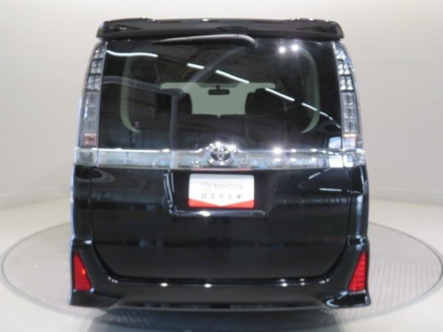 ヴォクシー ＺＳ　煌　バックカメラ　ＥＴＣ　ミュージックプレイヤー接続可　ＬＥＤヘッドランプ　両側電動スライド　乗車定員７人　３列シート　スマートキー　キーレス　アイドリングストップ　ワンオーナー（5枚目）