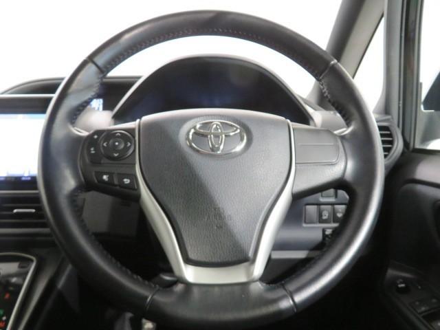 ヴォクシー ＺＳ　煌　バックカメラ　ＥＴＣ　ミュージックプレイヤー接続可　ＬＥＤヘッドランプ　両側電動スライド　乗車定員７人　３列シート　スマートキー　キーレス　アイドリングストップ　ワンオーナー（21枚目）