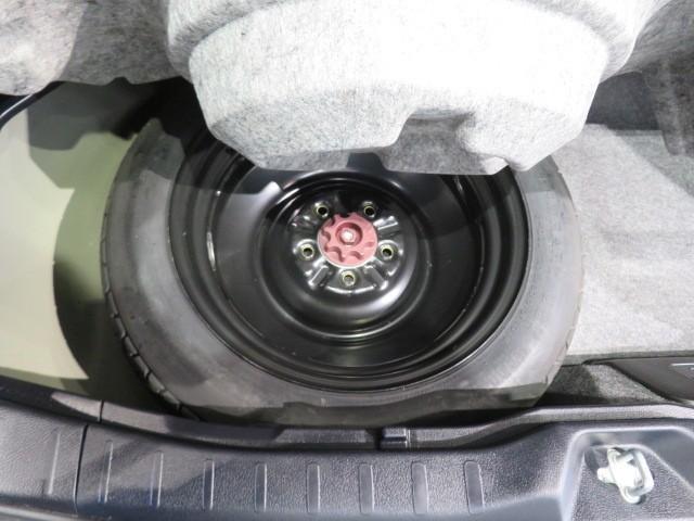 ヴォクシー ＺＳ　煌　バックカメラ　ＥＴＣ　ミュージックプレイヤー接続可　ＬＥＤヘッドランプ　両側電動スライド　乗車定員７人　３列シート　スマートキー　キーレス　アイドリングストップ　ワンオーナー（33枚目）