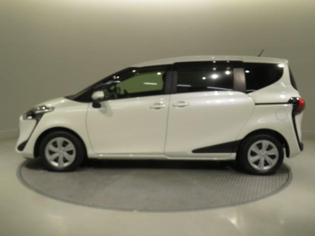 シエンタ Ｇ　衝突被害軽減システム　メモリーナビ　フルセグ　バックカメラ　ＥＴＣ　ＣＤ　ミュージックプレイヤー接続可　ＤＶＤ再生　後席モニター　ＬＥＤヘッドランプ　両側電動スライド　乗車定員７人　３列シート（3枚目）