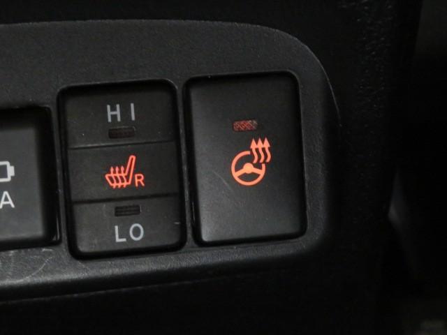 シエンタ Ｇ　衝突被害軽減システム　メモリーナビ　フルセグ　バックカメラ　ＥＴＣ　ＣＤ　ミュージックプレイヤー接続可　ＤＶＤ再生　後席モニター　ＬＥＤヘッドランプ　両側電動スライド　乗車定員７人　３列シート（35枚目）