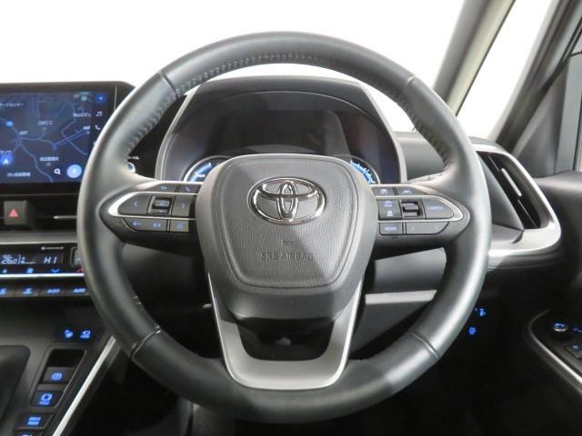 ヴォクシー ハイブリッドＳ－Ｚ　衝突被害軽減システム　ＥＴＣ　ドラレコ　オートクルーズコントロール　ＬＥＤヘッドランプ　両側電動スライド　乗車定員７人　３列シート　スマートキー　キーレス　ハイブリッド　ワンオーナー（20枚目）