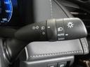 ライトスイッチです。「AUTO」にすると外の明るさに応じてスモールライト・ヘッドライトが自動でON・OFFします。夕暮れ時や屋内駐車場、トンネルなどに便利です。フォグランプもON・OFFできます。