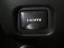 スマホ等と【HDMIケーブル】で接続してナビにスマホの画像を(ミラーリング)表示できます。「YouTube」の動画やゲーム等を楽しむことができます。スマホの機種によりアプリが必要な事があります。