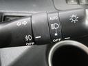 ライトスイッチです。「AUTO」にすると外の明るさに応じてスモールライト・ヘッドライトが自動でON・OFFします。夕暮れ時や屋内駐車場、トンネルなどに便利です。フォグランプもON・OFFできます。