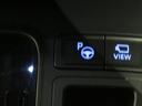 アドバンスト パーク付きです。カメラやソナーによって、周囲を監視しながら駐車を支援。障害物を検知した場合には警報を鳴らし、ブレーキ制御を行うことで接触回避を支援します。
