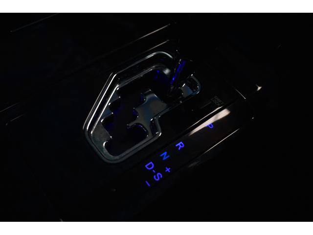 アスリートGパッケージ 黒革シート 車高調 社外19インチメッキホイール ワンオフマフラー メッキグリル メッキピラー フルエアロ トランクスポイラー ゴールドエンブレム シートヒーター 地デジ ETC スモーク施工済(9枚目)
