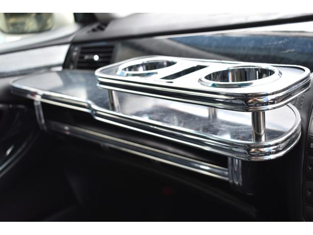 アスリートGパッケージ 黒革シート 車高調 社外19インチメッキホイール ワンオフマフラー メッキグリル メッキピラー フルエアロ トランクスポイラー ゴールドエンブレム シートヒーター 地デジ ETC スモーク施工済(14枚目)