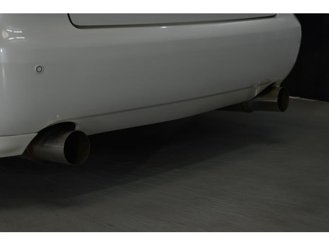 アスリートGパッケージ 黒革シート 車高調 社外19インチメッキホイール ワンオフマフラー メッキグリル メッキピラー フルエアロ トランクスポイラー ゴールドエンブレム シートヒーター 地デジ ETC スモーク施工済(34枚目)