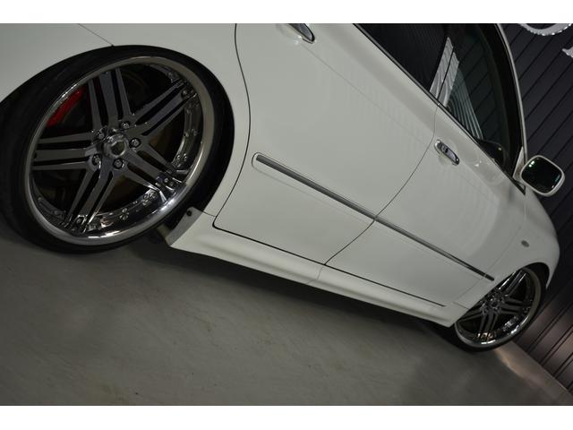 アスリートGパッケージ 黒革シート 車高調 社外19インチメッキホイール ワンオフマフラー メッキグリル メッキピラー フルエアロ トランクスポイラー ゴールドエンブレム シートヒーター 地デジ ETC スモーク施工済(35枚目)