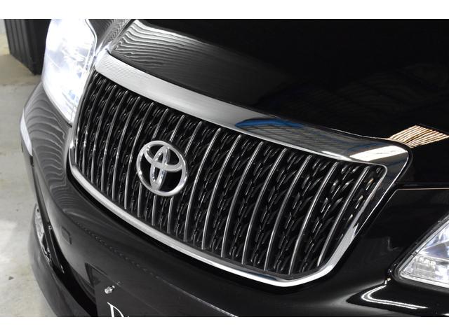 クラウンマジェスタ Cタイプ Fパッケージ 黒革シート サンルーフ 純正HDDナビ フルエアロ エアサスコントローラー 新品20インチ 新品タイヤ LEDフォグ カラーキャリパー DVD再生可能 全席シートヒーター ETC バックカメラ(8枚目)