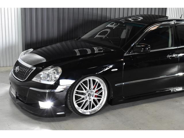 クラウンマジェスタ Cタイプ Fパッケージ 黒革シート サンルーフ 純正HDDナビ フルエアロ エアサスコントローラー 新品20インチ 新品タイヤ LEDフォグ カラーキャリパー DVD再生可能 全席シートヒーター ETC バックカメラ(53枚目)