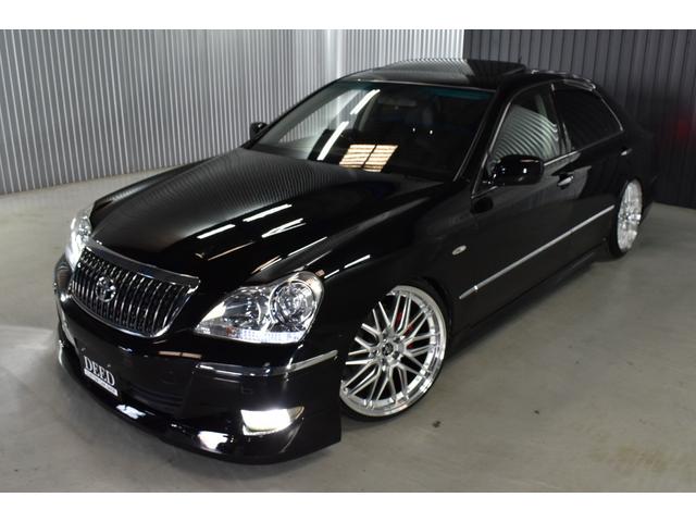 クラウンマジェスタ Cタイプ Fパッケージ 黒革シート サンルーフ 純正HDDナビ フルエアロ エアサスコントローラー 新品20インチ 新品タイヤ LEDフォグ カラーキャリパー DVD再生可能 全席シートヒーター ETC バックカメラ(55枚目)