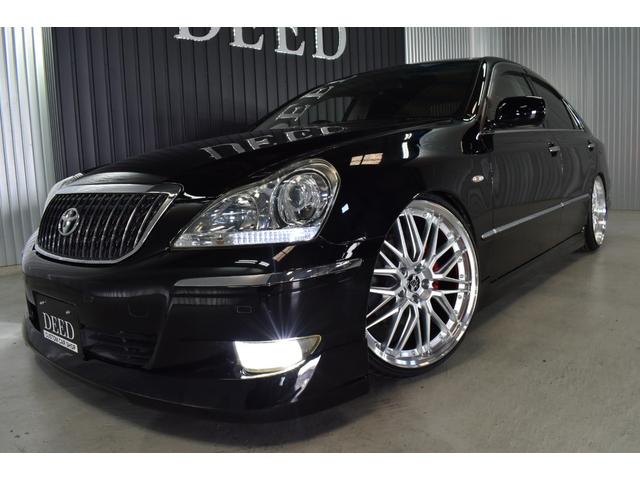 クラウンマジェスタ Cタイプ Fパッケージ 黒革シート サンルーフ 純正HDDナビ フルエアロ エアサスコントローラー 新品20インチ 新品タイヤ LEDフォグ カラーキャリパー DVD再生可能 全席シートヒーター ETC バックカメラ(60枚目)