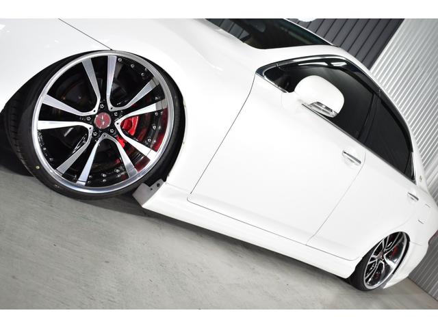 クラウン ロイヤルサルーン フルエアロ TEINフルタップ式車高調 マーベリック20インチ 新品タイヤ スモーク施工済み LEDフォグ 純正マルチ DVD再生可能 地デジ ミュージックサーバー バックカメラ コンビハンドル(28枚目)