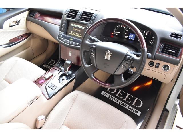 クラウン ロイヤルサルーン フルエアロ TEINフルタップ式車高調 マーベリック20インチ 新品タイヤ スモーク施工済み LEDフォグ 純正マルチ DVD再生可能 地デジ ミュージックサーバー バックカメラ コンビハンドル(34枚目)