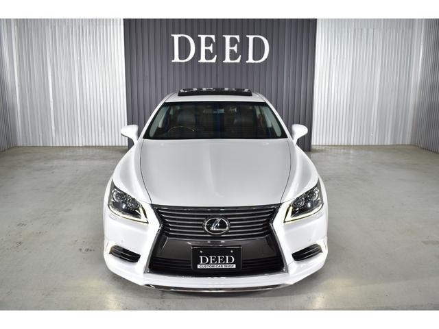 LEXUS LS LS460 VERSION C | 2012 | PEARL WHITE | 115000 km LEXUS LS LS460 VERSION C | 2012 | PEARL WHITE | 115000 km