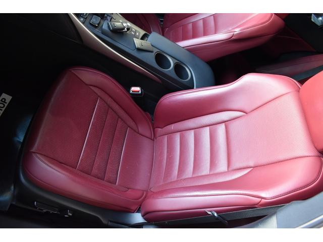 IS IS200t Fスポーツ 2000ccターボ 1オーナー車 禁煙車 赤革エアーシート サンルーフ 純正マルチ 新品フルタップ式車高調 エンケイ19インチ トランクスポイラー エアロ DVD再生 地デジ Bluetooth接続(10枚目)