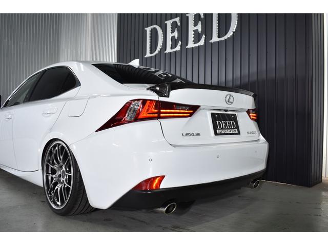 IS IS200t Fスポーツ 2000ccターボ 1オーナー車 禁煙車 赤革エアーシート サンルーフ 純正マルチ 新品フルタップ式車高調 エンケイ19インチ トランクスポイラー エアロ DVD再生 地デジ Bluetooth接続(21枚目)
