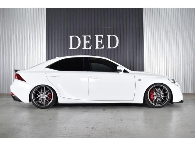 IS IS200t Fスポーツ 2000ccターボ 1オーナー車 禁煙車 赤革エアーシート サンルーフ 純正マルチ 新品フルタップ式車高調 エンケイ19インチ トランクスポイラー エアロ DVD再生 地デジ Bluetooth接続(34枚目)