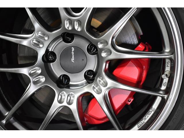 IS IS200t Fスポーツ 2000ccターボ 1オーナー車 禁煙車 赤革エアーシート サンルーフ 純正マルチ 新品フルタップ式車高調 エンケイ19インチ トランクスポイラー エアロ DVD再生 地デジ Bluetooth接続(39枚目)